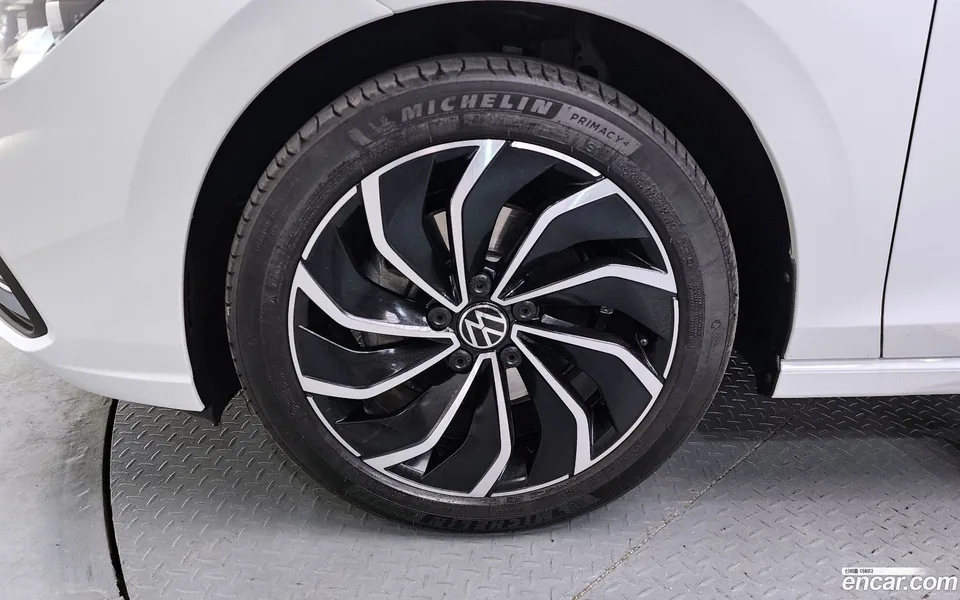 Volkswagen Golf 2.0 TDI 2024 — миниатюра 2