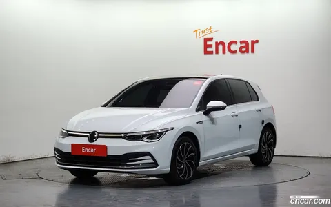 Volkswagen Golf 2024 купить в Москве