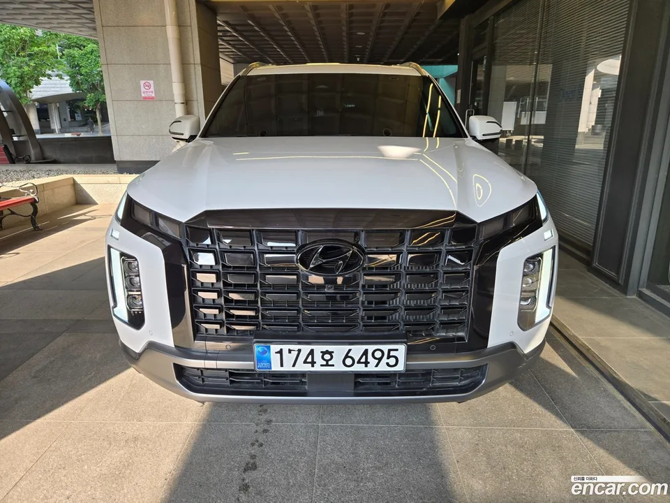 Hyundai Palisade 2.2 2WD 2023 — миниатюра 3