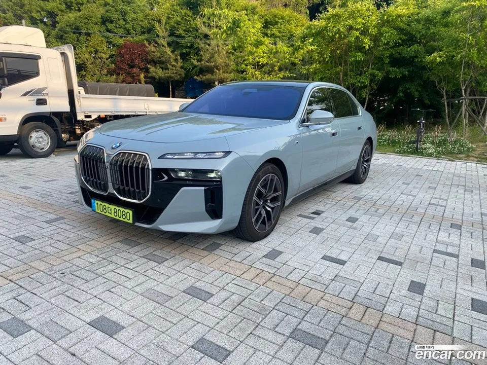 BMW 7 Series 2024