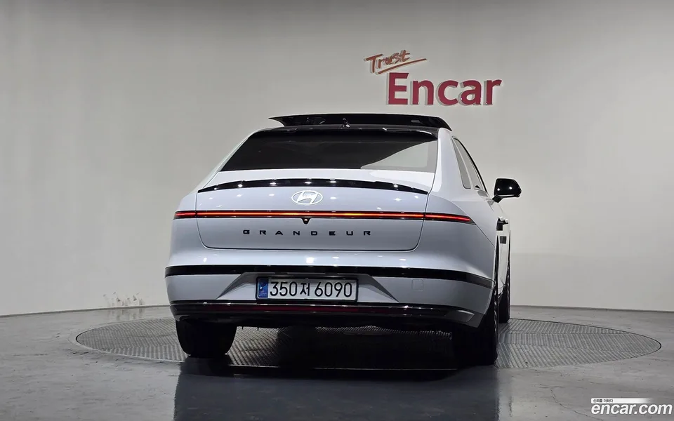 Hyundai Grandeur Hybrid 2023 — миниатюра 4