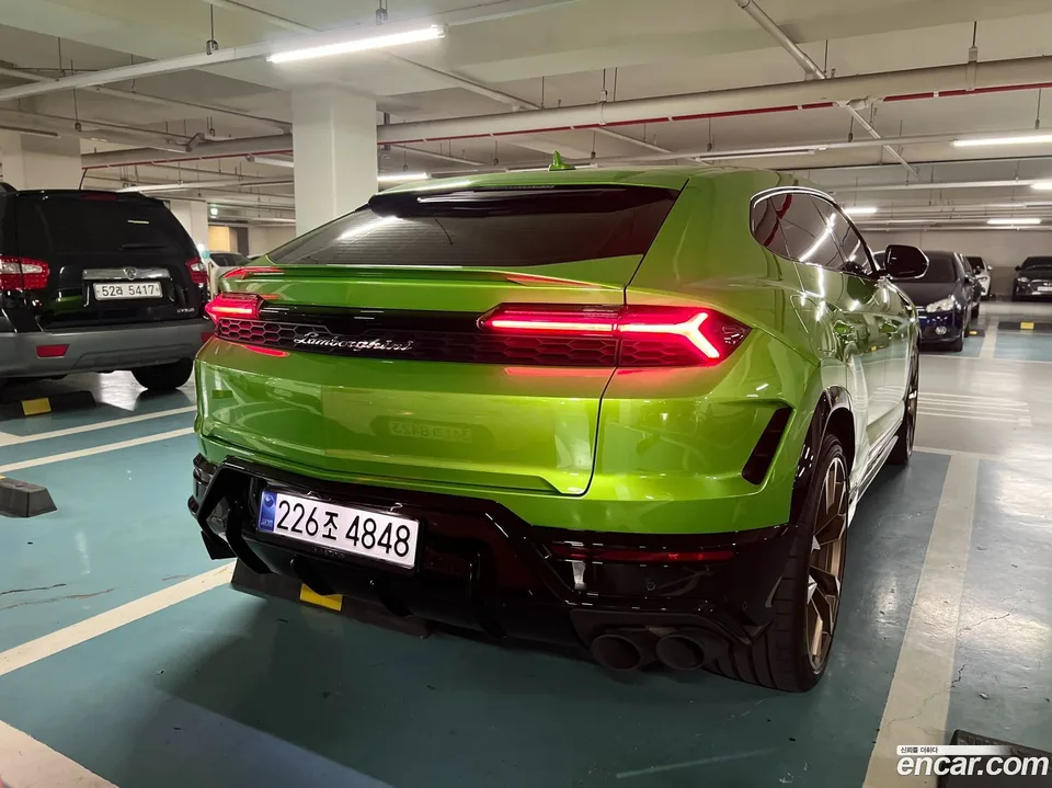 Lamborghini Urus 4.0 V8 SE 2025 — миниатюра 4
