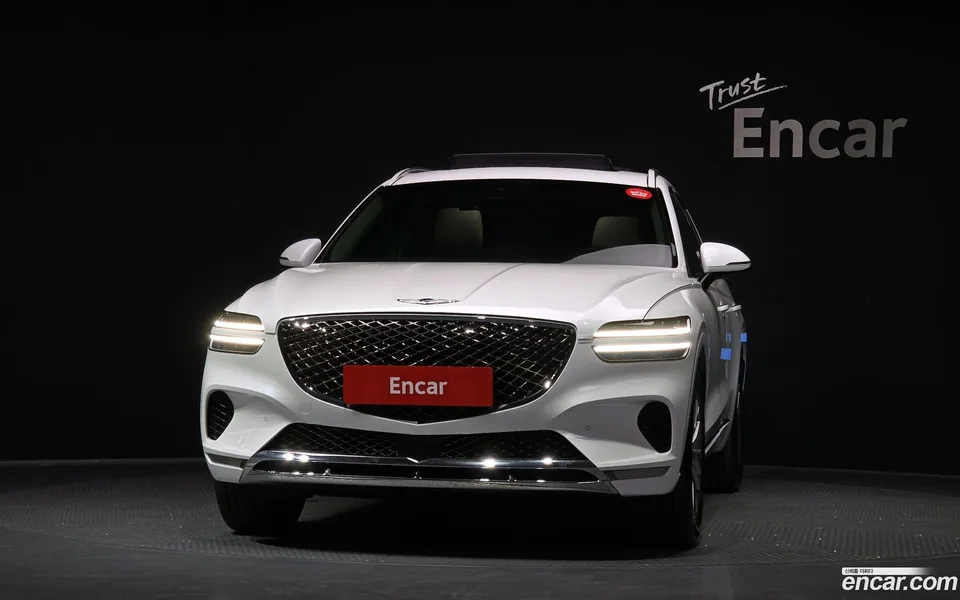 Genesis GV70 2.5T 2WD 2023 — миниатюра 3