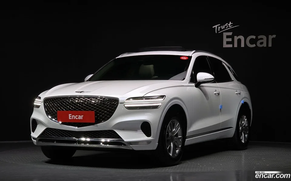Genesis GV70 2.5T 2WD 2023 — фото 1, купить с доставкой в Москву