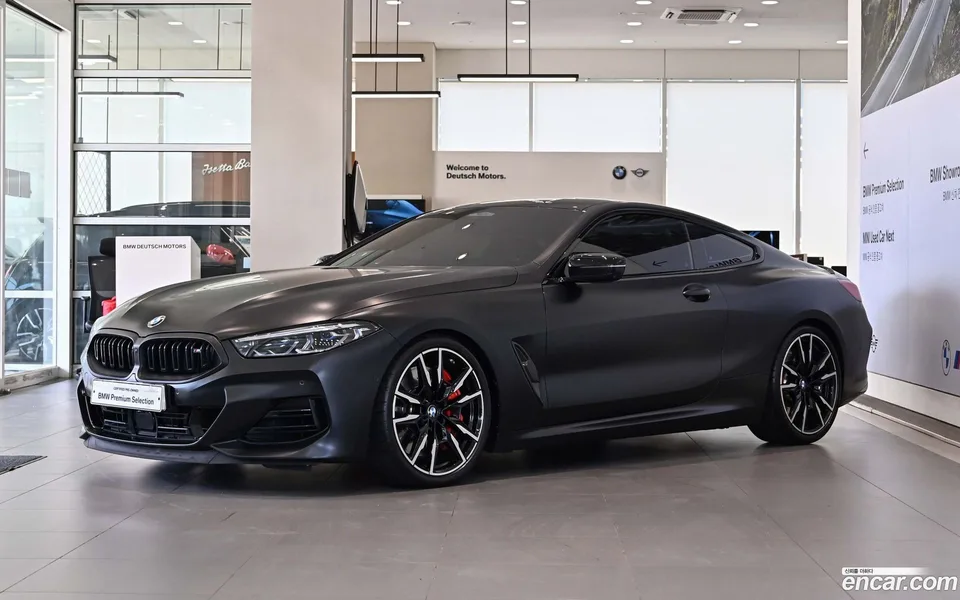 BMW 8 Series 2023