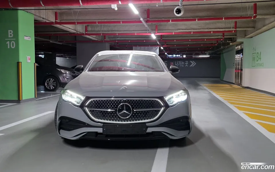 Mercedes-Benz E-Class E200 AMG Line 2026 — миниатюра 3