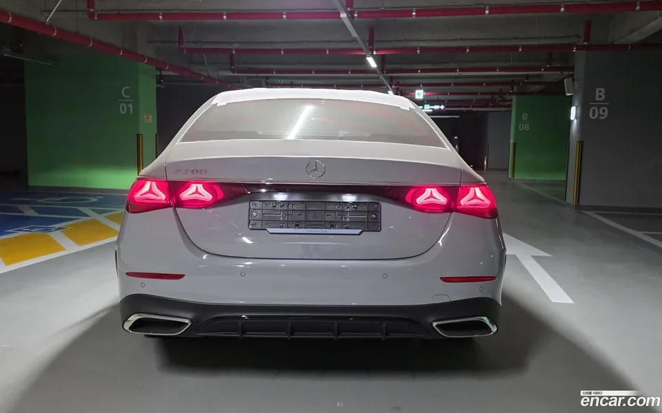 Mercedes-Benz E-Class E200 AMG Line 2026 — миниатюра 4