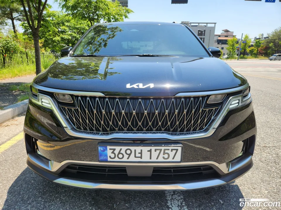 Kia Carnival 7 2023 — миниатюра 3