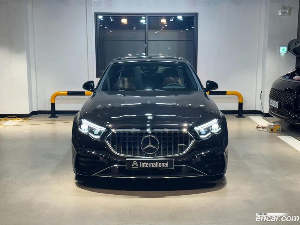 Mercedes-Benz E-Class AMG E53e 4MATIC+ 2025 — фото 1, купить с доставкой в Москву
