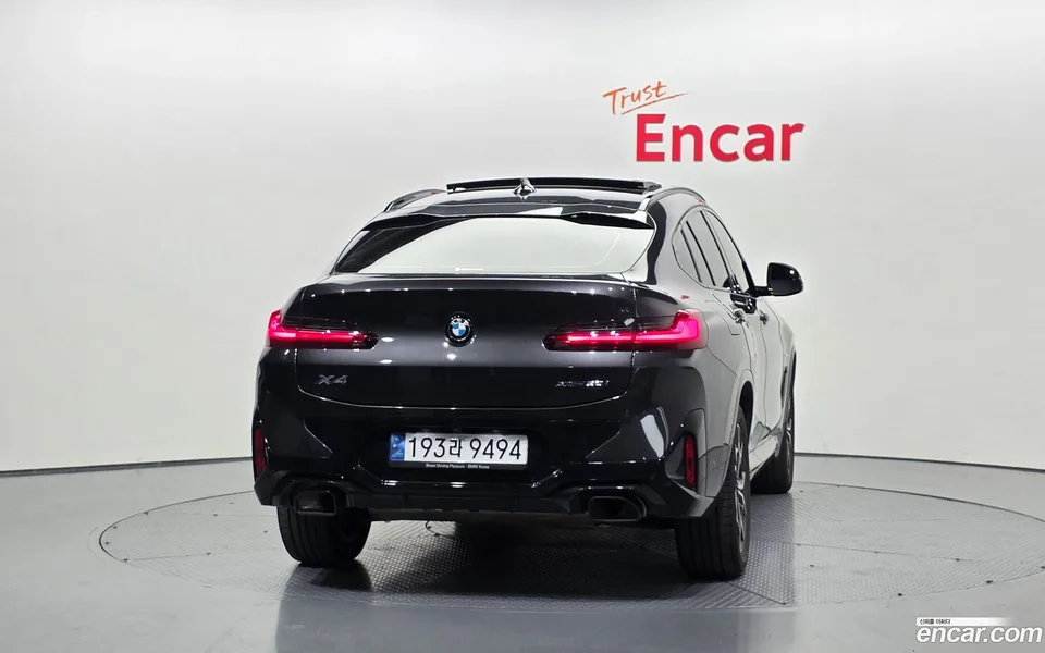 BMW X4 xDrive20i M 2022 — миниатюра 4