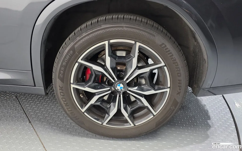 BMW X4 xDrive20i M 2022 — миниатюра 5