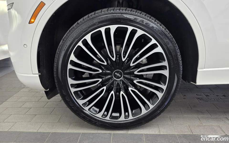 Lincoln Aviator 3.0 AWD 2022 — thumbnail 5