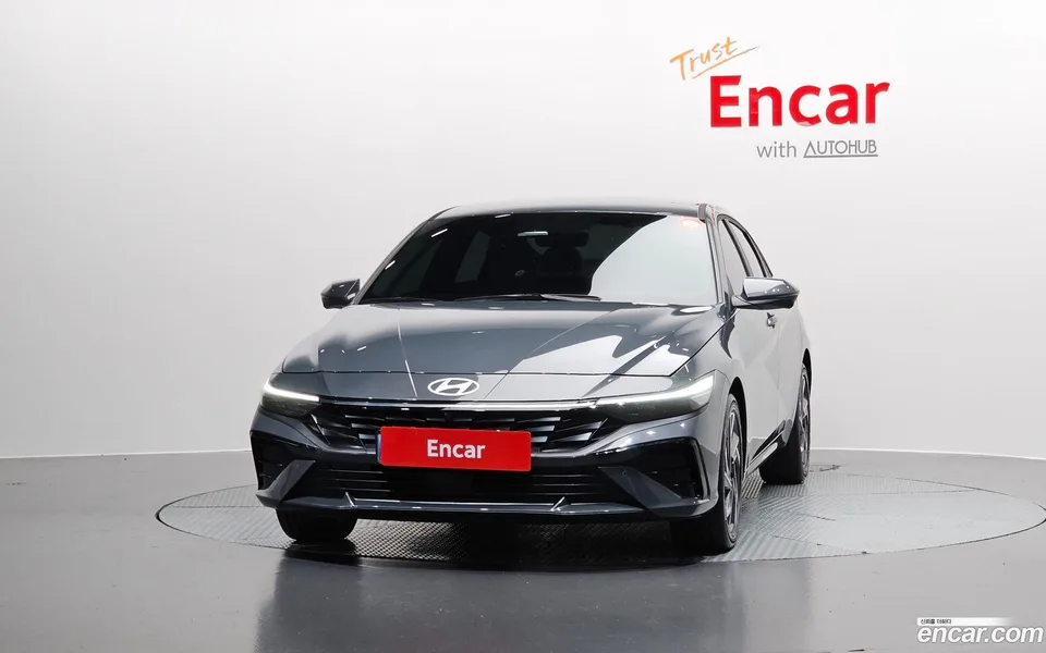 Hyundai Avante CN7 1.6 2025 — thumbnail 3
