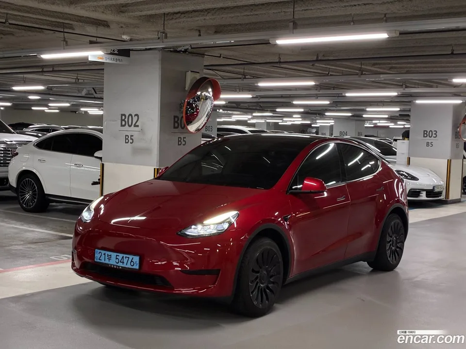 Tesla Model Y RWD 2023 — миниатюра 3