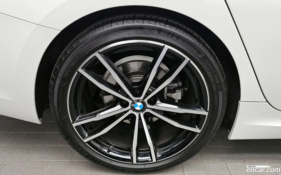 BMW 3 Series 320i M 2022 — миниатюра 5