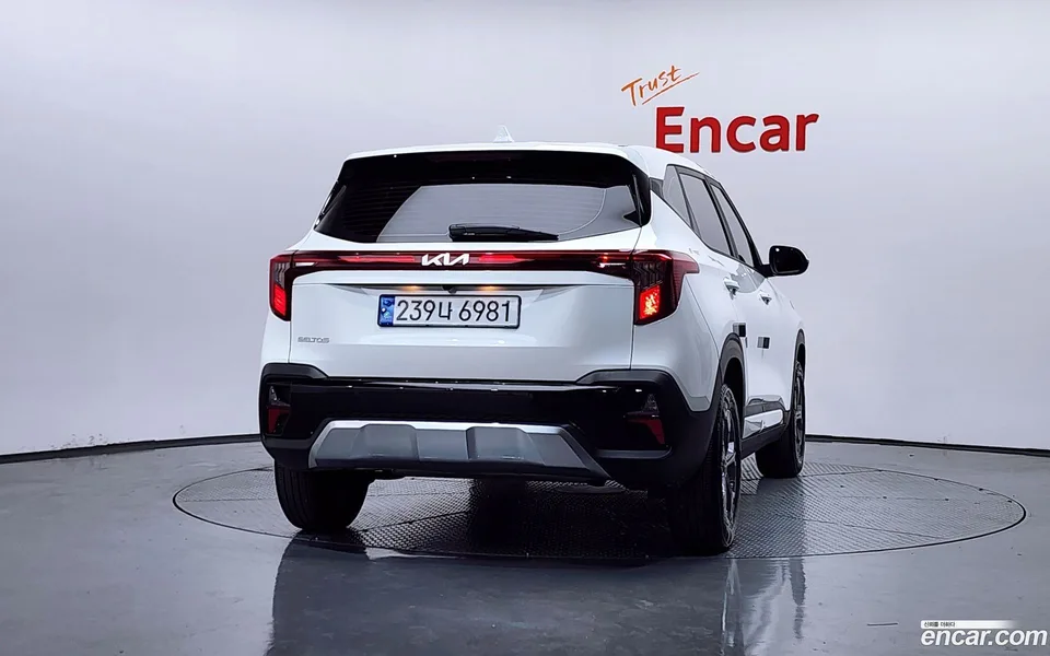 Kia Seltos 1.6 2WD 2022 — миниатюра 4