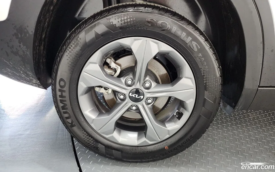 Kia Seltos 1.6 2WD 2022 — миниатюра 5