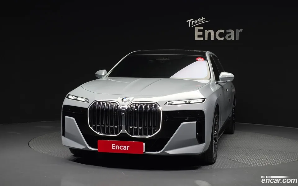 BMW 7 Series 740d xDrive M 2025 — миниатюра 3