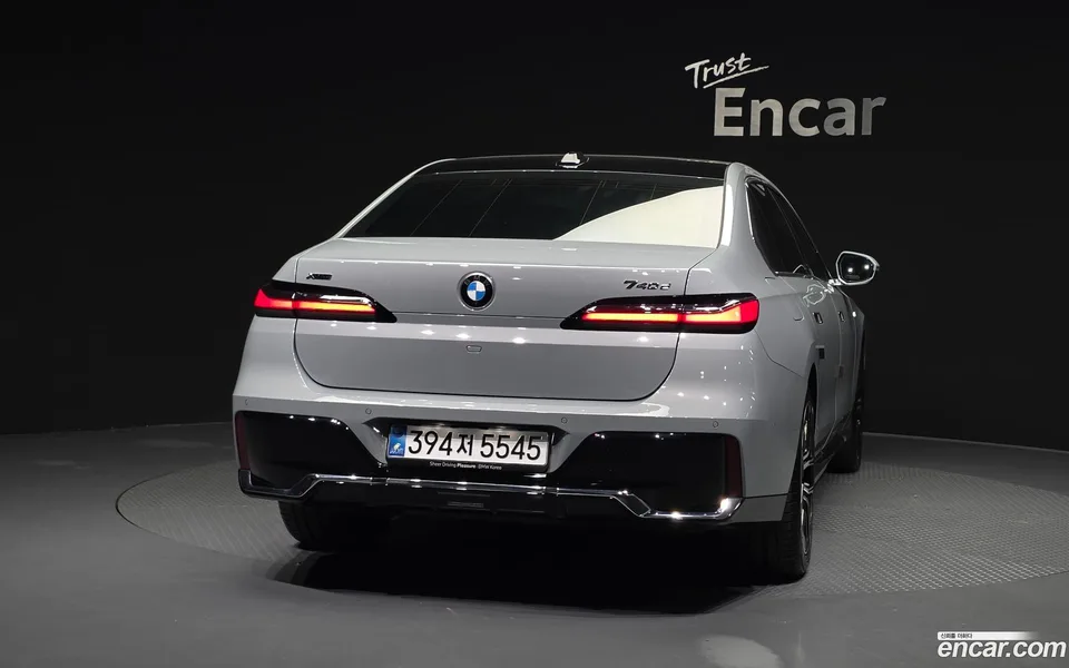 BMW 7 Series 740d xDrive M 2025 — миниатюра 4