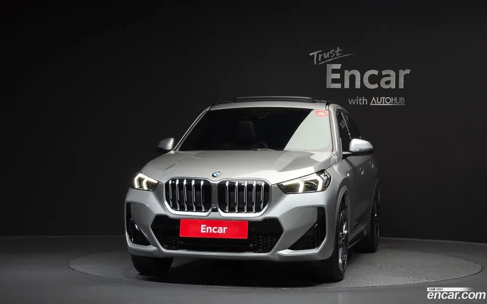 BMW X1 xDrive 20i xLine 2025 — миниатюра 3