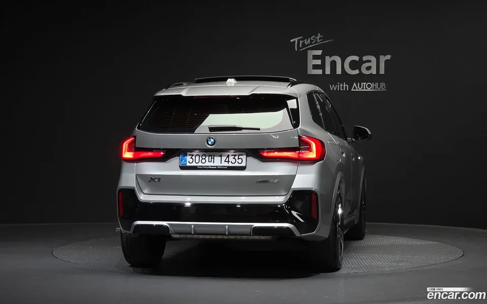 BMW X1 xDrive 20i xLine 2025 — миниатюра 4