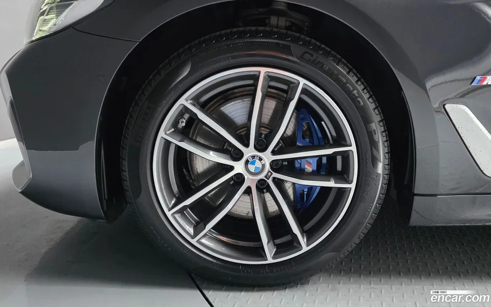 BMW 5 Series 523d M 2022 — миниатюра 2