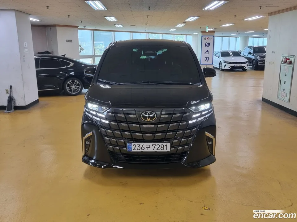 Toyota Alphard 2.5 HEV AWD 2024 — миниатюра 3