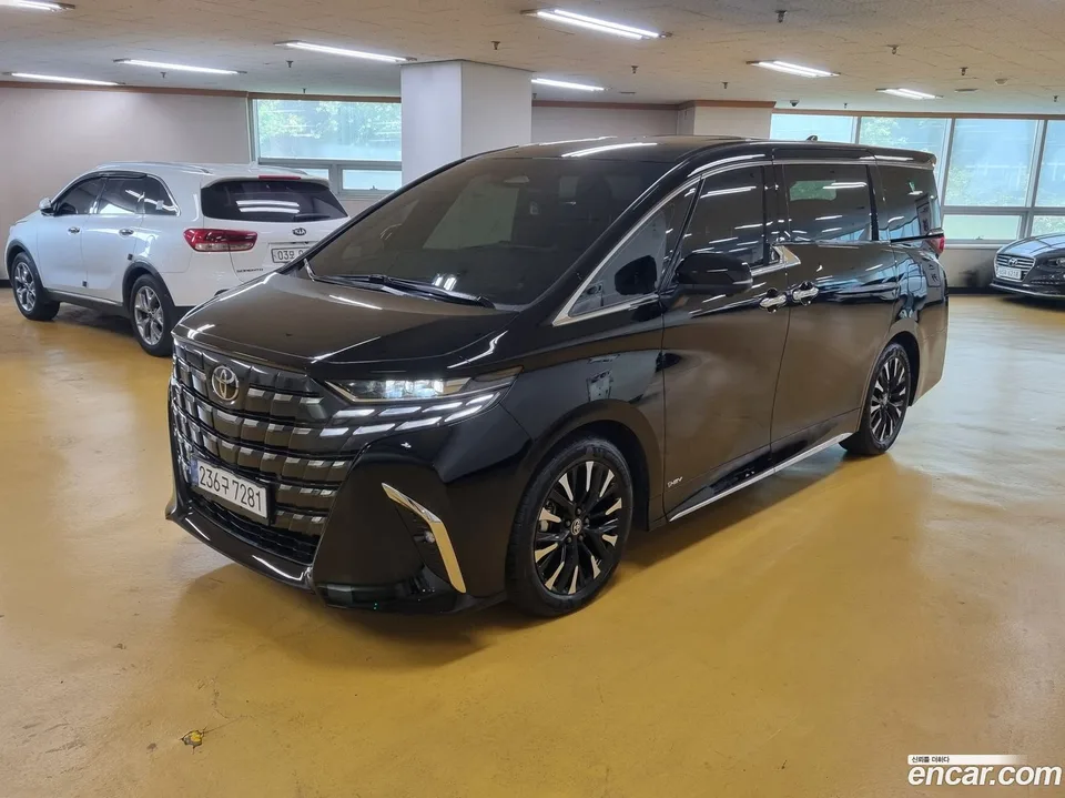 Toyota Alphard 2.5 HEV AWD 2024 — фото 1, купить с доставкой в Москву