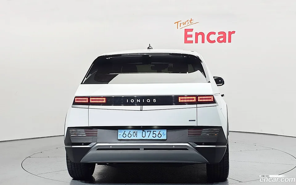 Hyundai Ioniq 5 AWD 2023 — миниатюра 4