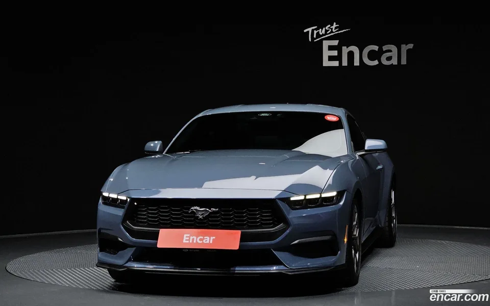 Ford Mustang 2.3 2025 — миниатюра 3