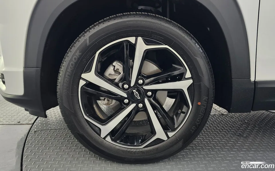 Chevrolet Trailblazer 1.3 2WD 2023 — миниатюра 2