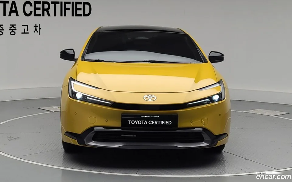 Toyota Prius 2.0 XLE 2024 — миниатюра 3
