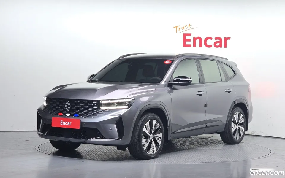 Renault Samsung Grand Koleos 1.5 E-TECH 2WD 2024 — фото 1, купить с доставкой в Москву