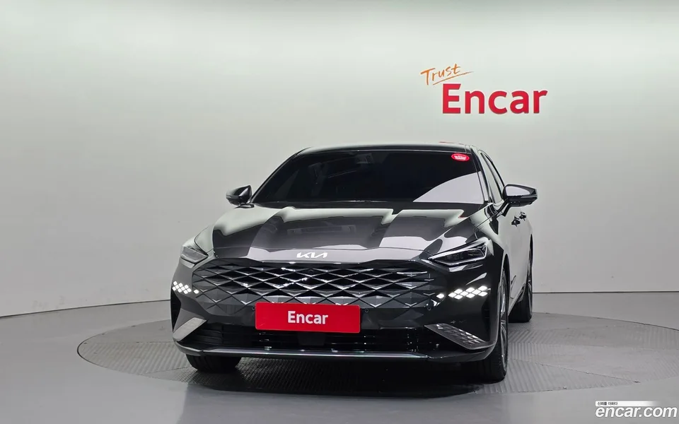 Kia K8 Hybrid 2023 — миниатюра 3
