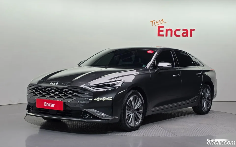 Kia K8 Hybrid 2023