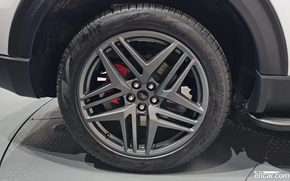 Ford Explorer 2.3 ST- 4WD 2024 — миниатюра 2