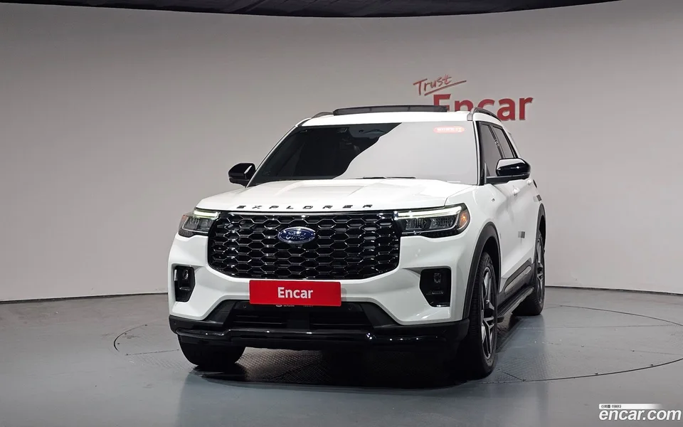 Ford Explorer 2.3 ST- 4WD 2024 — миниатюра 3