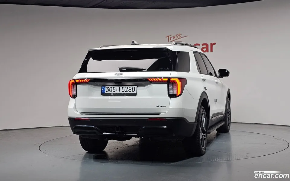 Ford Explorer 2.3 ST- 4WD 2024 — миниатюра 4