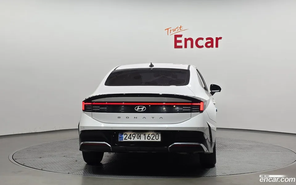 Hyundai Sonata The Edge 2.0 2025 — миниатюра 4