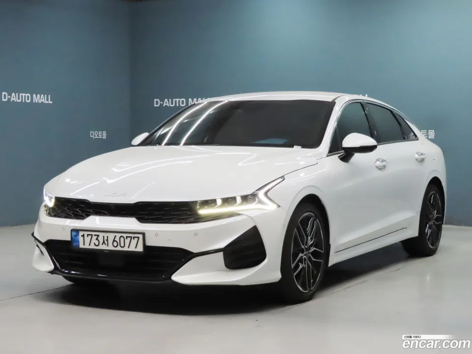 Kia K5 1.6 2023 — фото 1, купить с доставкой в Москву