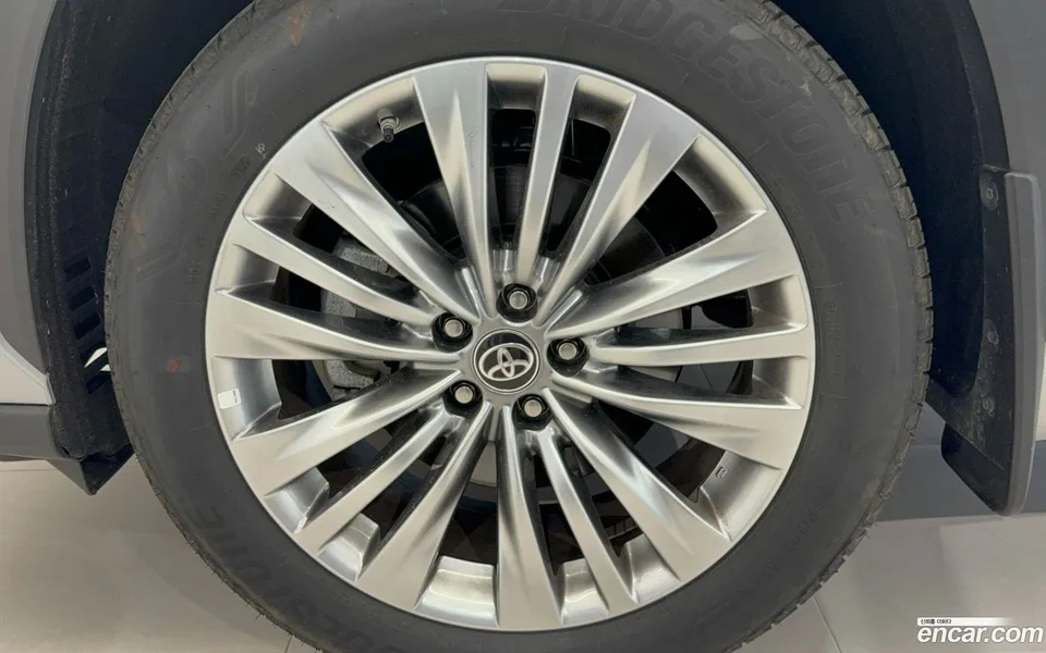 Toyota 4 2.5 4WD 2025 — миниатюра 2