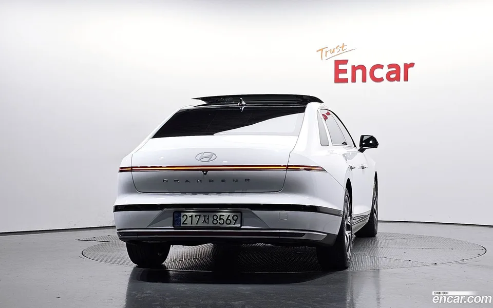 Hyundai Grandeur Hybrid 2025 — миниатюра 4