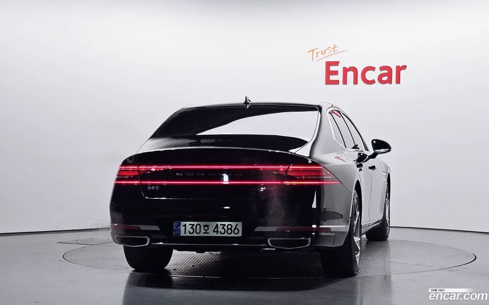 Genesis G90 3.5 e-S/C AWD 2023 — миниатюра 4