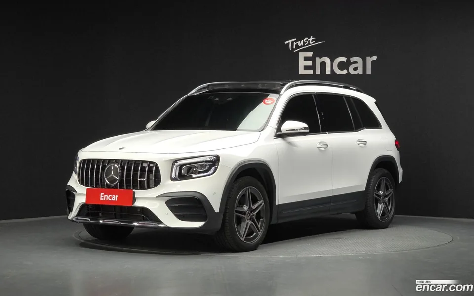 Mercedes-Benz GLB-Class GLB250 4MATIC 2023 — фото 1, купить с доставкой в Москву