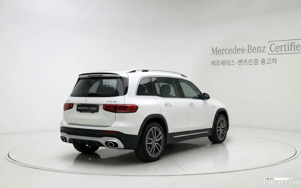 Mercedes-Benz GLB-Class AMG GLB35 4MATIC 2025 — миниатюра 2