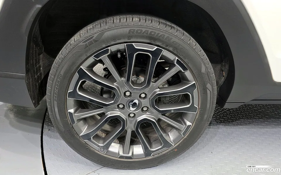 KG Mobility Torres 1.5 2WD 2023 — миниатюра 5