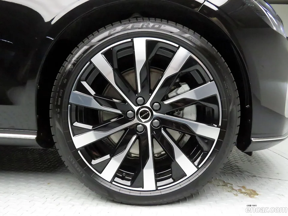 Volvo S90 T8 AWD 2025 — миниатюра 5