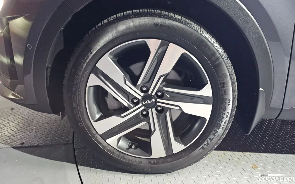 Kia Sorento HEV 1.6 2WD 2022 — миниатюра 5