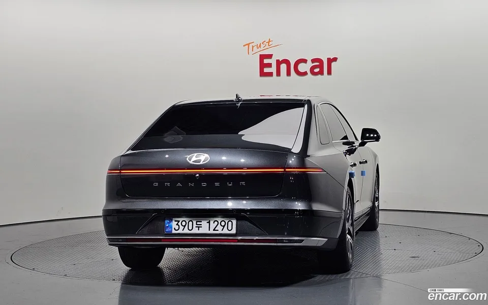 Hyundai Grandeur 2.5 2WD 2023 — миниатюра 4