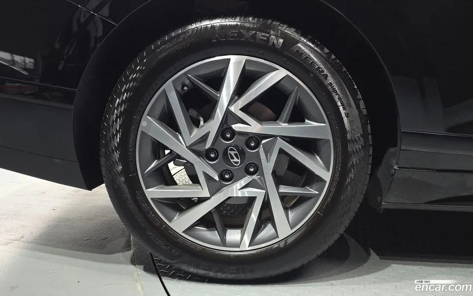 Hyundai Grandeur 2.5 2WD 2024 — миниатюра 2
